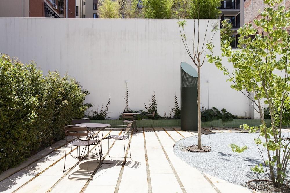 Aspasios Garden Apartments Barcelona Exterior photo